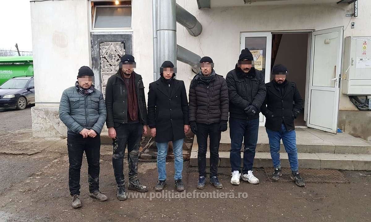 Пограничники выявили шесть граждан Турции, которые незаконно пересекли молдо-румынскую границу.