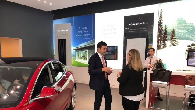 Chiril Gaburici invită compania Tesla să vină în R. Moldova