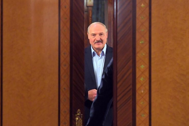 Лукашенко заявил, что новый состав правительства страны сформируют до выборов президента.