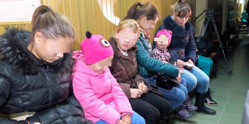 Vic­to­ria Pru­tea­nu, feme­ia care şi-a înjun­ghiat mor­tal soţul în timp ce se apă­ra de el, a fost „tem­po­rar” eli­be­ra­tă.