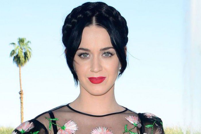 Katy Perry va avea propria colecție de încălțăminte. Foto: mirror.co.uk
