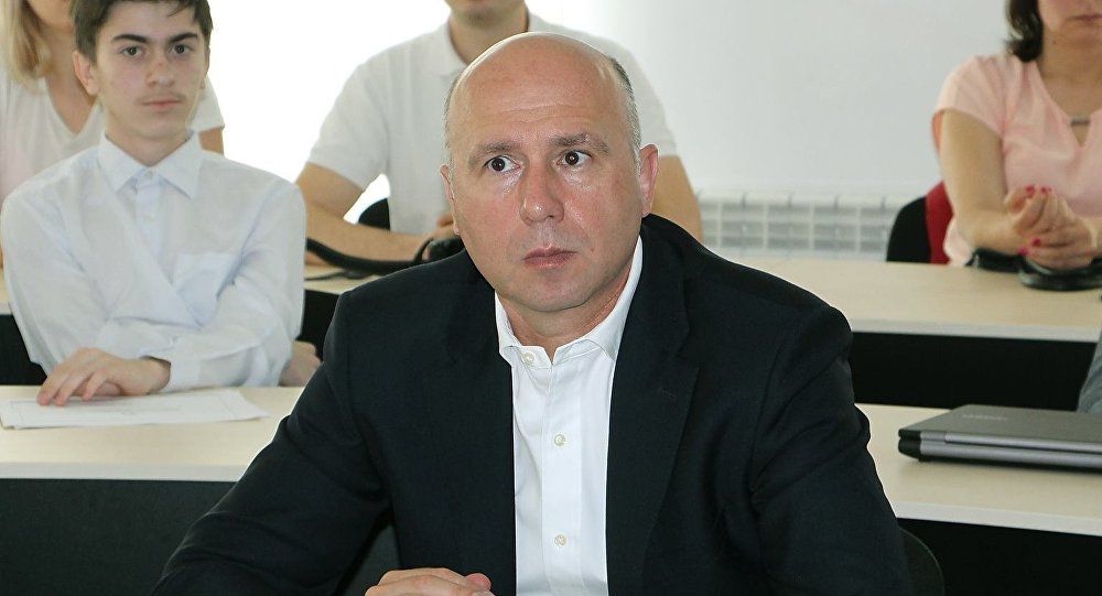 Candidatul desemnat la funcţia de premier, Pavel Filip, începe consultările cu fracţiunile parlamentare.