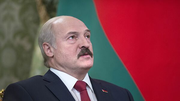 Лукашенко пообещал, что "никакого наката ни на какую церковь не допустит".