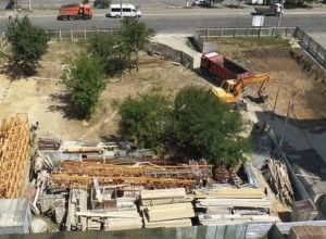 На столичной стройке насмерть разбился рабочий.