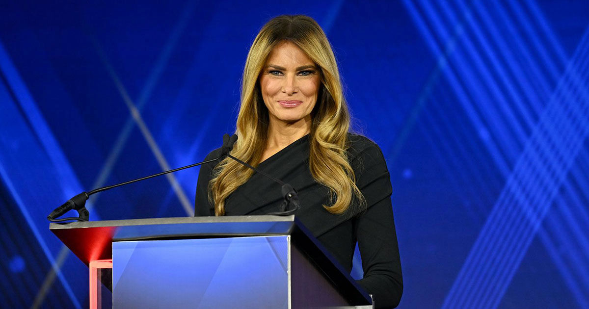 Мелания Трамп стала «Патриотом года» США.