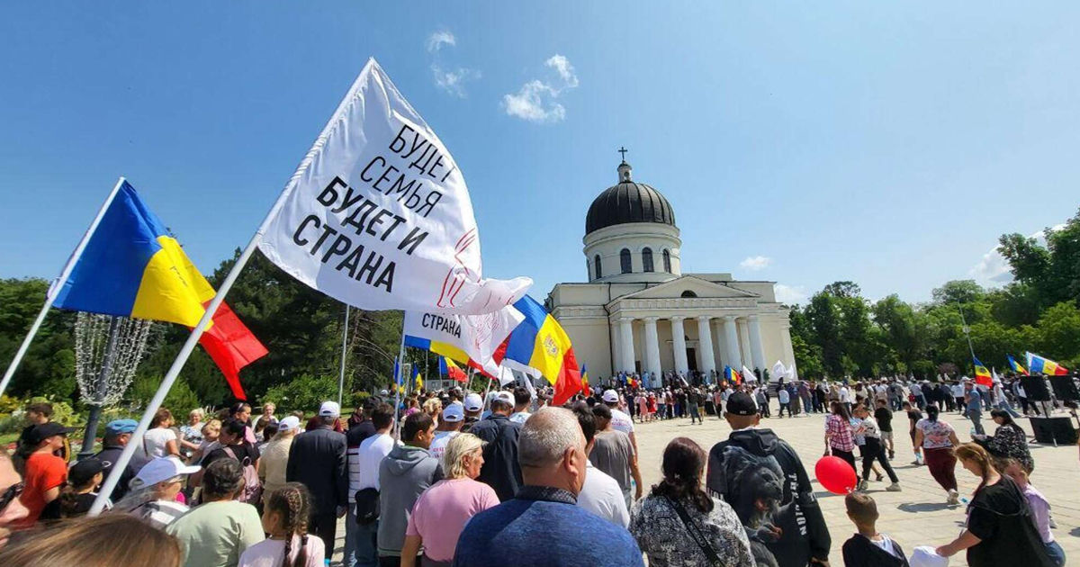 ПСРМ проведет «Марш семьи» за день до Pride в Кишиневе.