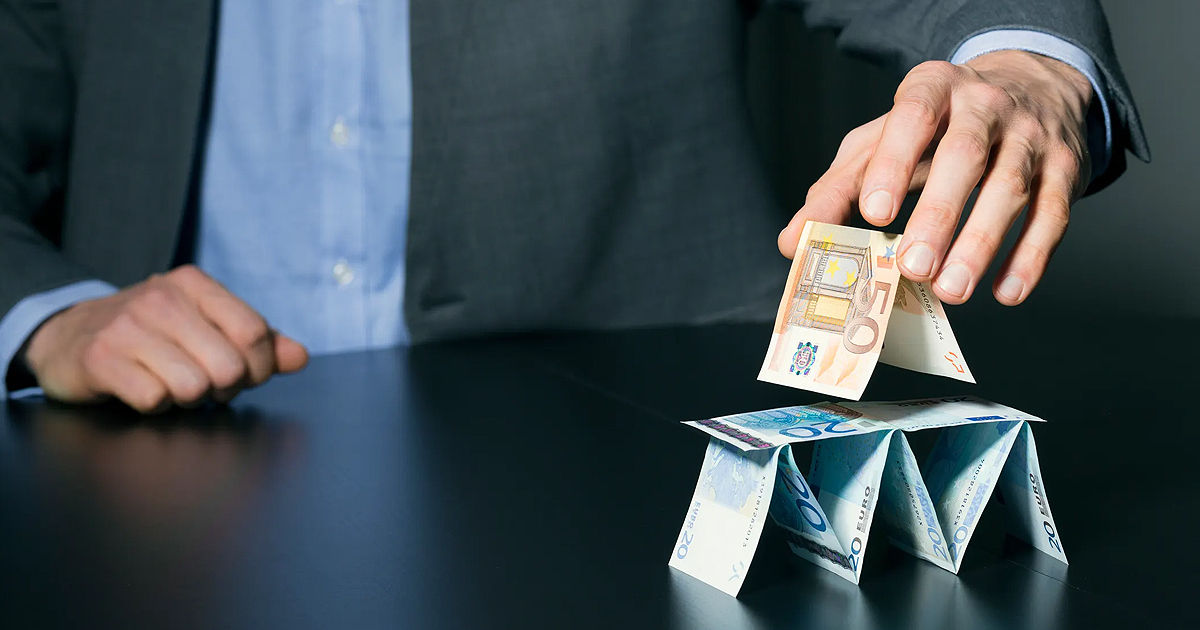 Expert: Șansele de a recupera banii investiți în platforma TUX sunt aproape nule.