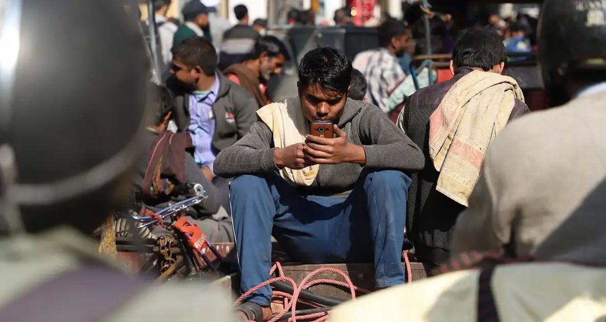 India a redus termenul de eliminare a conținutului ilegal pentru rețelele sociale de la 36 la trei ore.
