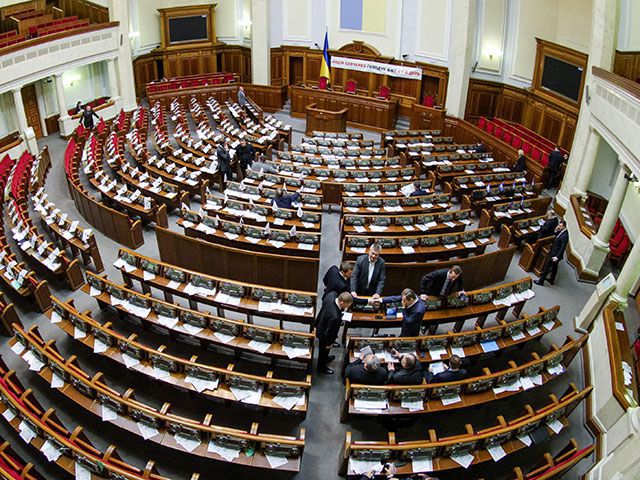 Potrivit acestuia, Parlamentul ucrainean trebuie ca în 24 de ore să stabilească lista cu localităţile ce vor beneficia de statut special, dat fiind faptul că acordurile de la Minsk ”prevăd o cronologie clară, pas cu pas”.