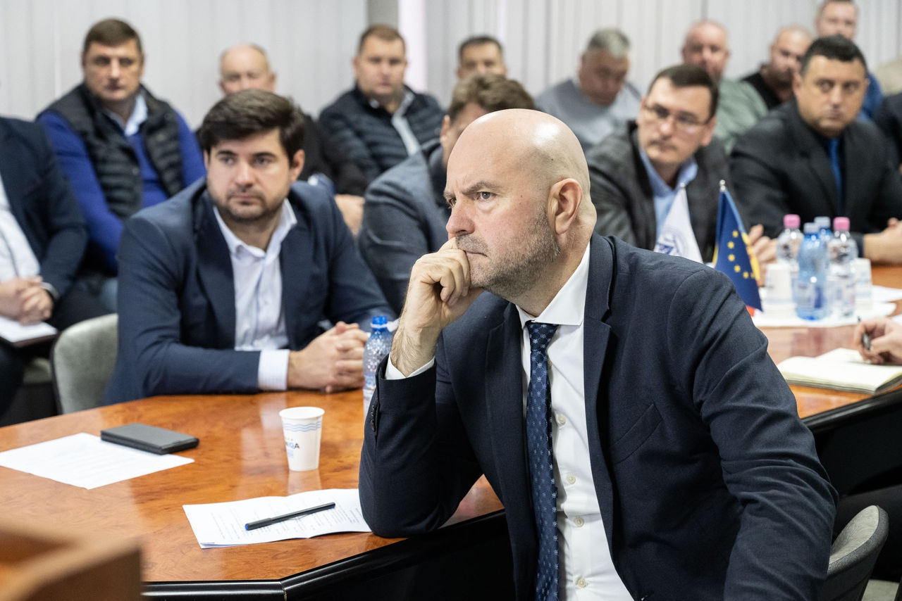 Vladimir Bolea: Trebuie să învățăm să muncim corect și transparent pentru cetățenii noștri.