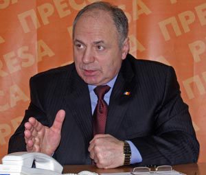 Прокуроры требуют для Георгия Папука три года тюрьмы с лишением права занимать определённые должности сроком до 5 лет. Фото: old.kp.md