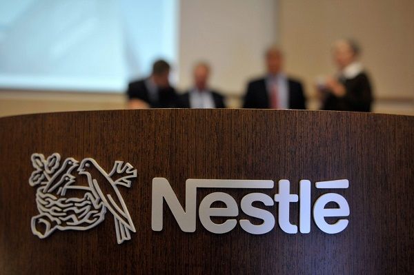 Nestle прекратила производство каши, в которой нашли ГМО.
