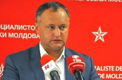 Igor Dodon i-a îndemnat pe deputaţi să susţină moţiunea de cenzură împotriva actualului Guvern.