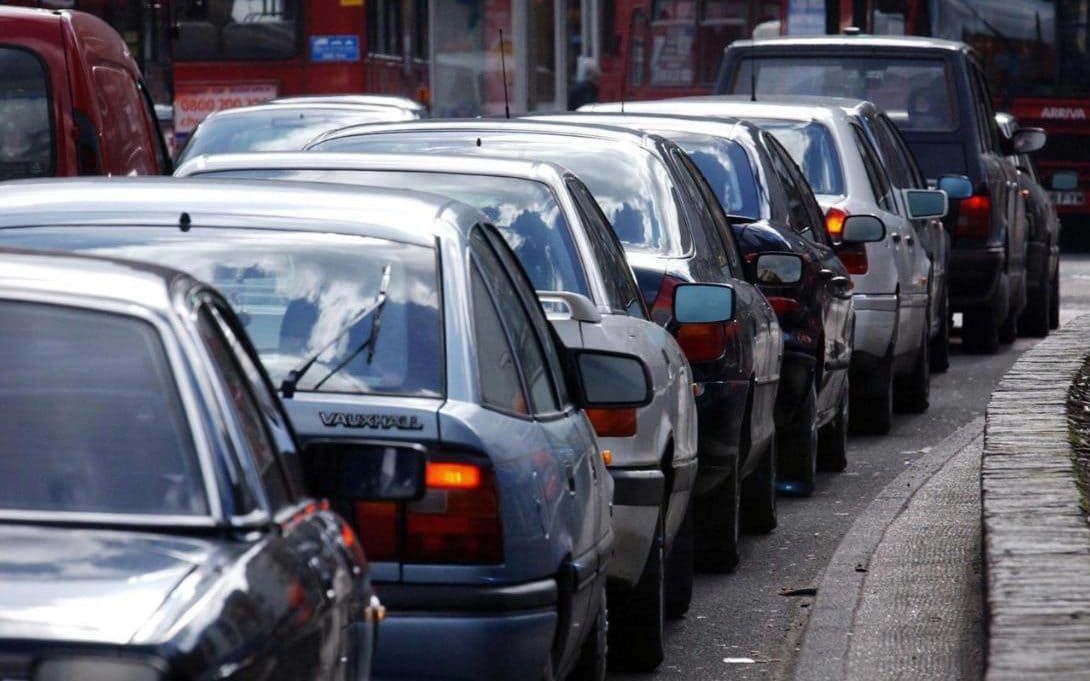 InfoTrafic 08:00: Străzile din Capitală pe care se circulă greu