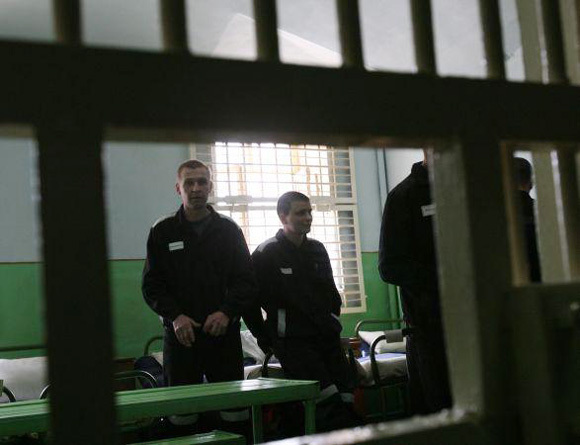 Мэр приговорен к шести годам и двум месяцам тюрьмы с запретом на занятие любых общественных должностей в течение четырех лет.