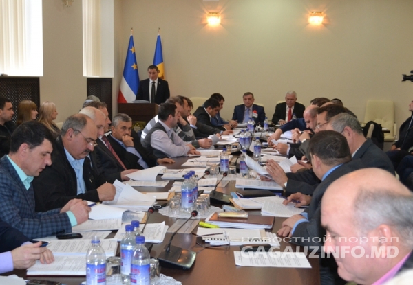 Срок полномочий Формузала на посту главы автономии истекает 14 февраля 2015 года.