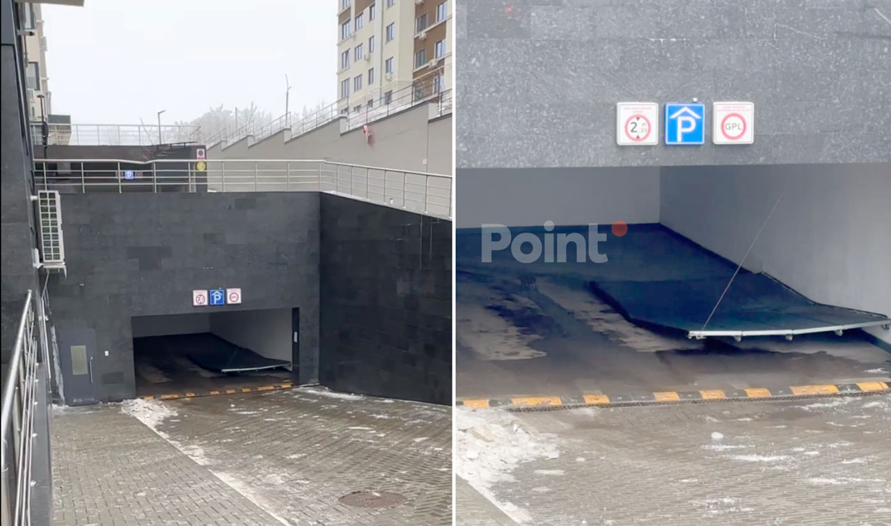 O mașină s-a izbit de poarta unei parcări subterane din sectorul Ciocana.