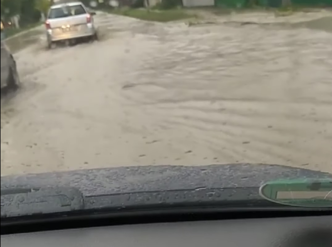 В Вулканештском районе подсчитывают ущерб от ливня.
