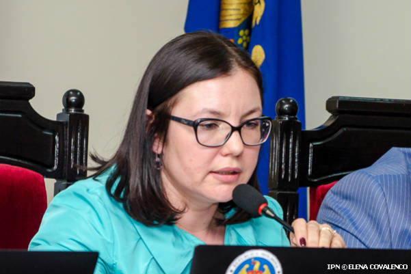 Алина Руссу уточнила, что право голоса осуществляется в том месте, где проживает избиратель. 