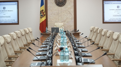Președintele Nicolae Timofti inițiază consultări cu fracțiunile -parlamentare pentru desemnarea unui candidat la funcţia de premier.