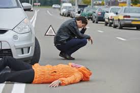 Un bărbat de 24 de ani a fost spulberat de un motociclist la intersecţia străzii Ismail cu bd. Ştefan cel Mare din Capitală.  Foto: lesfurets.com