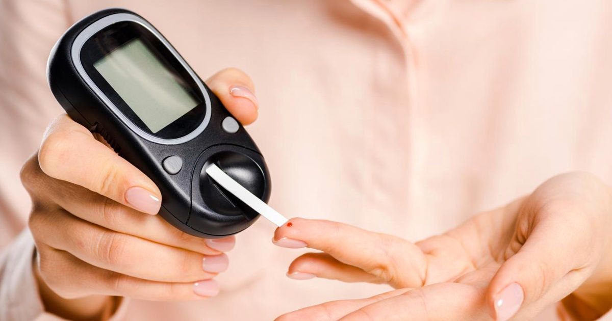Senzorii de glicemie, esențiali pentru diabetici, rămân inaccesibili pentru multe persoane din Moldova.
