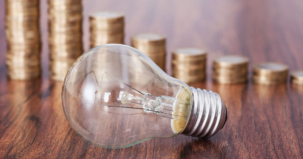 Tarife mai mici la energia electrică din 1 august.