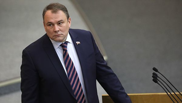 Вице-спикер Госдумы от ЕР Петр Толстой.