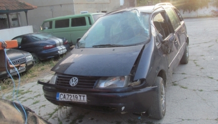Bărbatul de 48 de ani a fost internat de urgență, însă a decedat în această dimineață. Cazul este cercetat de poliție.