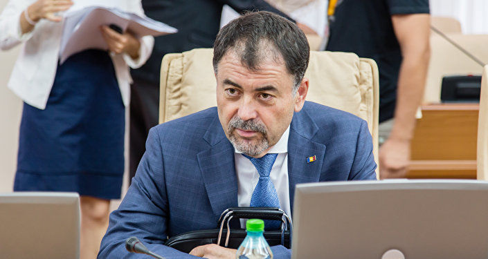 Шалару  считает, что его заявления не содержат нарушений административного или уголовного характера.