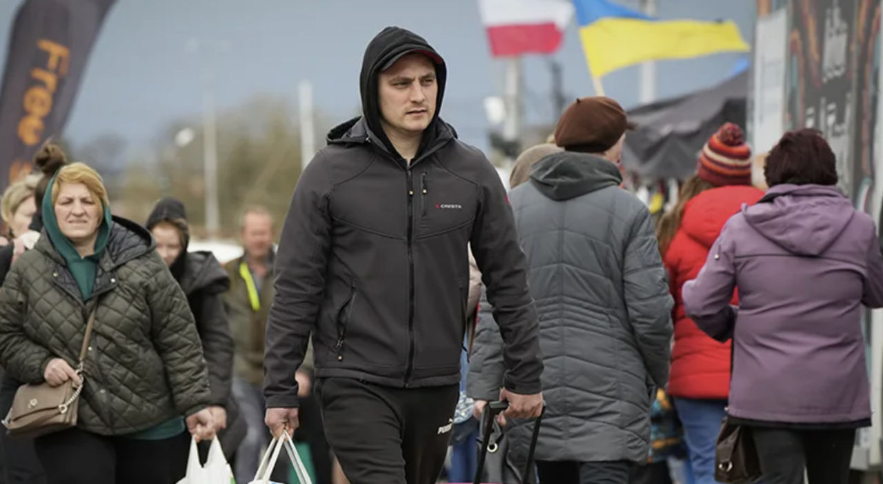 Украина хочет получить данные о своих гражданах в ЕС для их возвращения.