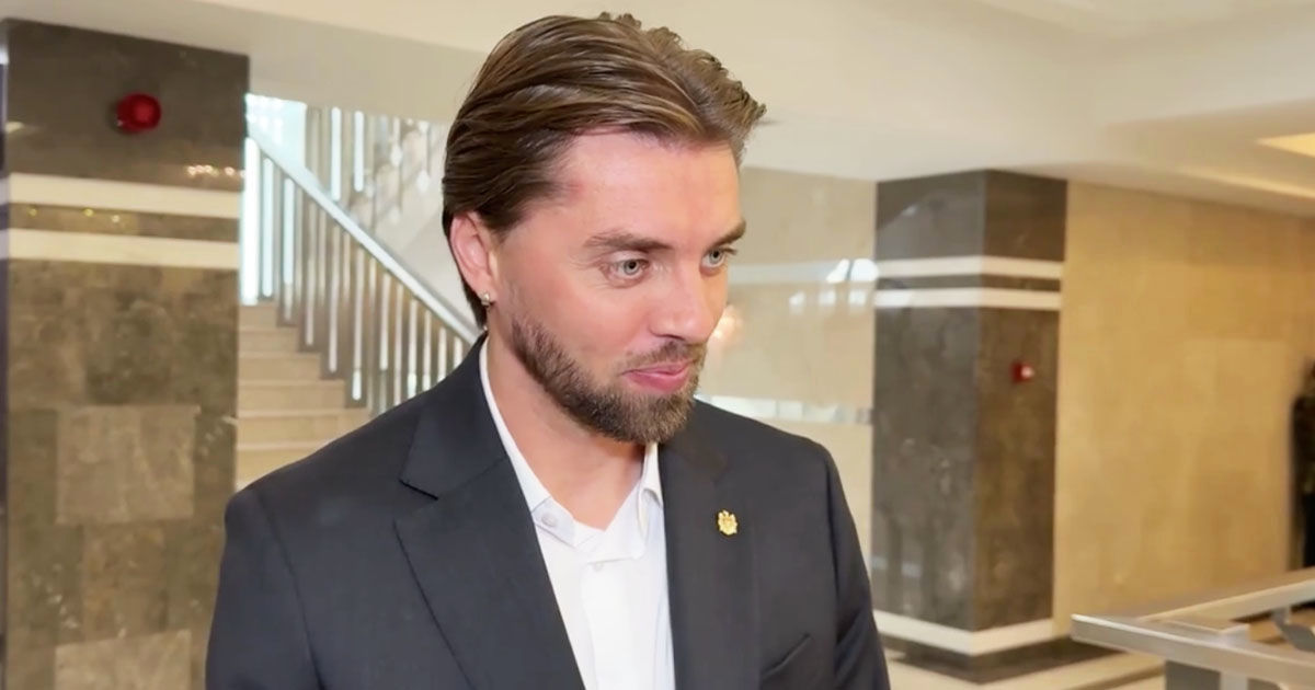Potîrniche răspunde criticilor privind lipsa de experiență: Practica bate teoria.