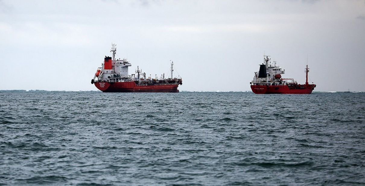 WSJ узнала о росте поставок нефти из России в «неуказанные пункты».
