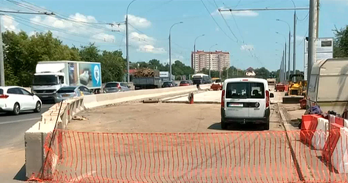 Михалаке: Работы на мосту по улице Витязул выполнены на 75 процентов.
