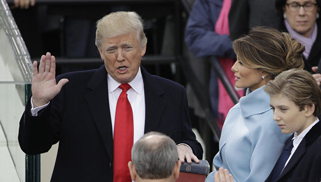 Трамп заявил, что США приступают к восстановлению страны.