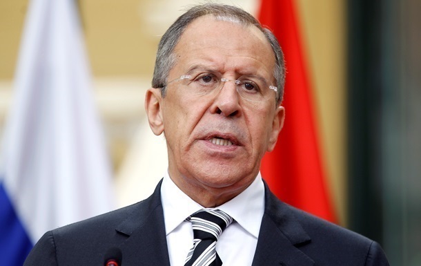 МИД России направил Киеву ноту с требованием наказать виновных в нападении на посольство.