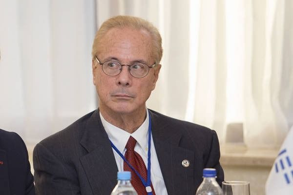Базил Никас рассказал, что, пообщавшись со всеми иностранными гостями ПМИЭФ, он узнал, что они впечатлены.