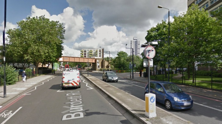 Un nou atac la Londra. Două victime stropite cu acid se află în stare gravă
