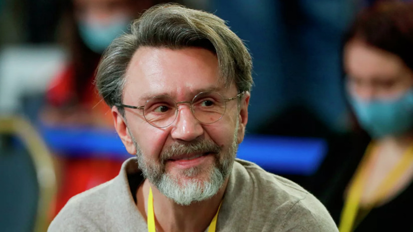 Сергей Шнуров заявил о временном уходе с поста генерального продюсера RTVI.