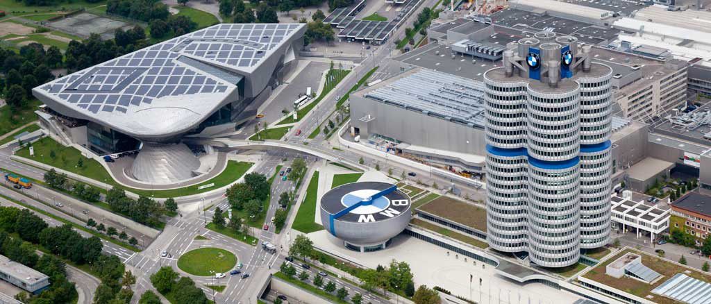 Немецкая автомобилестроительная компания BMW.