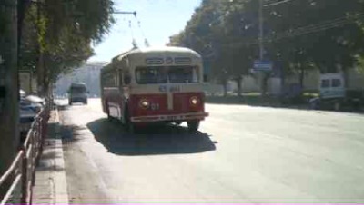 Вместимость троллейбуса - 33 места. Он курсировал по улицам города до 1970 года.