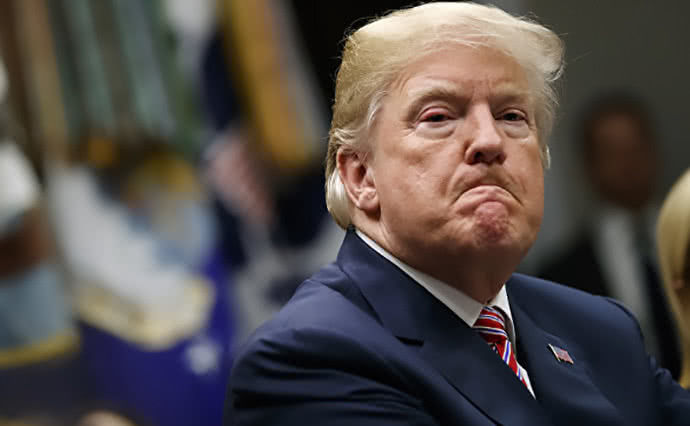 Трамп: Белый дом изучает вопрос с задержанием американца в России