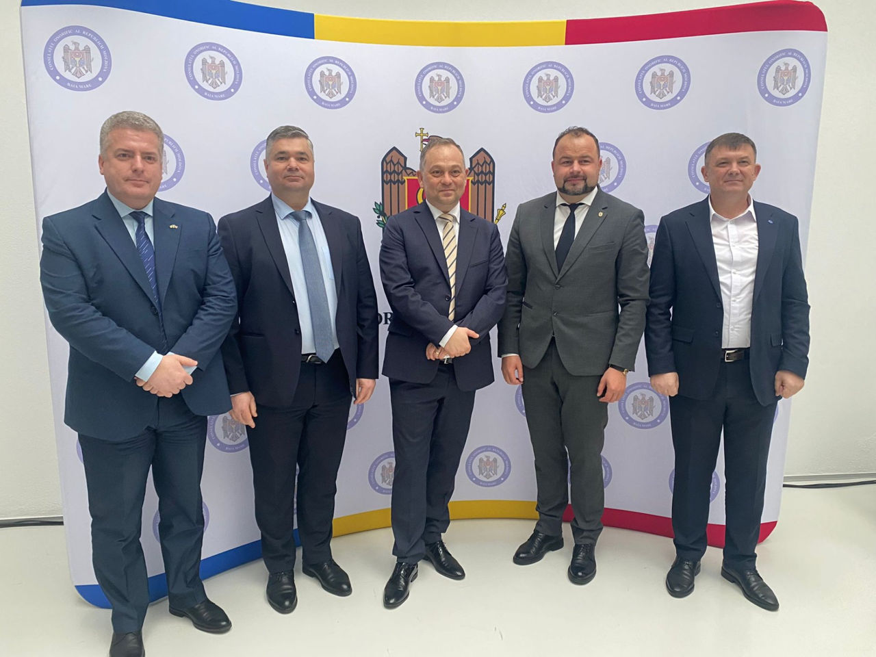 Почетное консульство Молдовы открылось в румынском городе Бая-Маре.