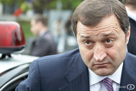 Известный предприниматель Ренато Усатый заявил, что не намерен обсуждать бывшего экс-премьера Филата.