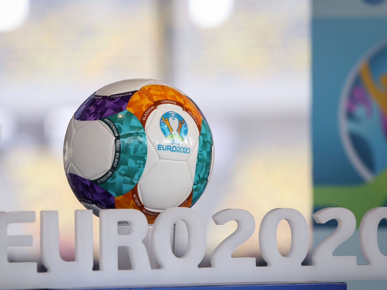 Чемпионат Европы по футболу в 2021 году может пройти в России.