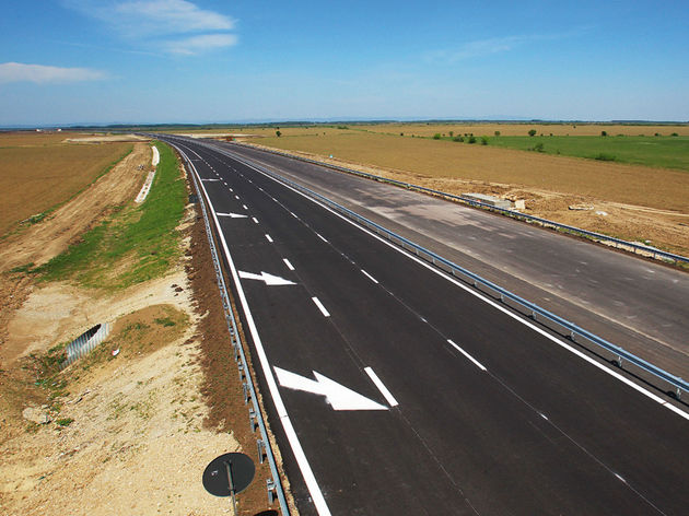 Anchetă în Rusia, după ce un oficial a vândut la bucată 50 de kilometri de autostradă. Foto: gandul.info