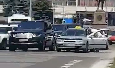 Национальный инспекторат патрулирования наказал водителя-хулигана.
