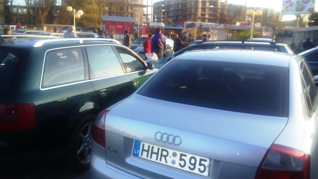 Цены на свежепригнанные автомобили составляют от 2 до 8 тысяч долларов. Правда, все они – на литовских номерах.