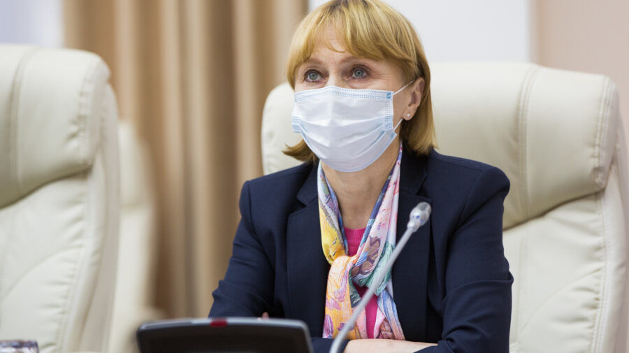 Немеренко: Врачи, не желающие вакцинироваться, некомпетентны.