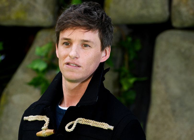 Reacția lui Eddie Redmayne, după ce a aflat că Stephen Hawking a murit